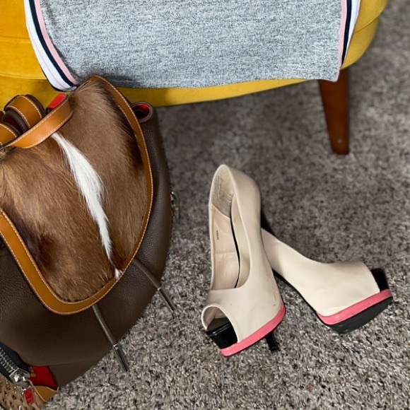 Charlotte Russe size 7 platform heels. - Picture 2 of 4